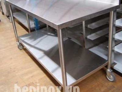 Bàn Inox có bánh xe