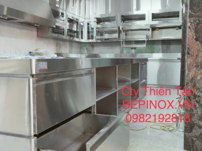 Tủ Bếp Inox Gia Đình Tại Cầu Giấy – Bền Đẹp, Thiết Kế Theo Yêu Cầu